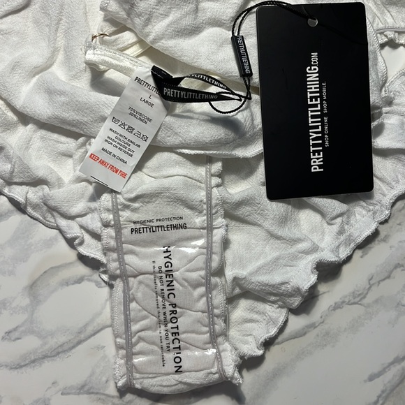 NWT Pretty Little Thing White Linen Triangle Bikini - Picture 10 of 11